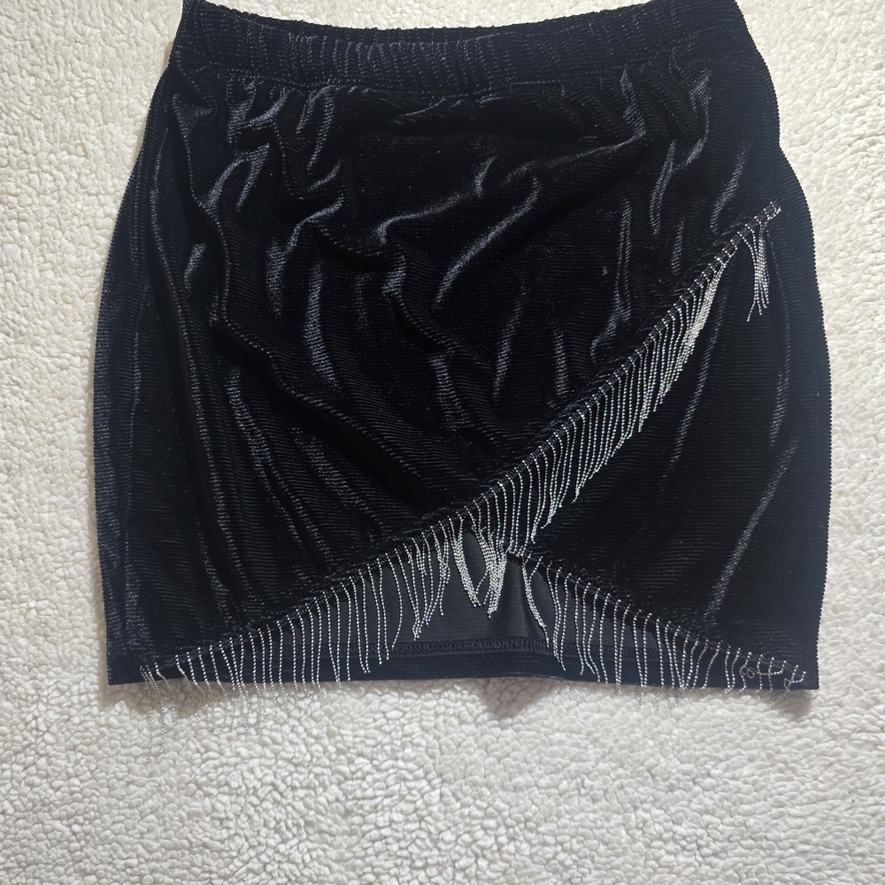 Chic Black Velvet Mini Skirt with Fringe